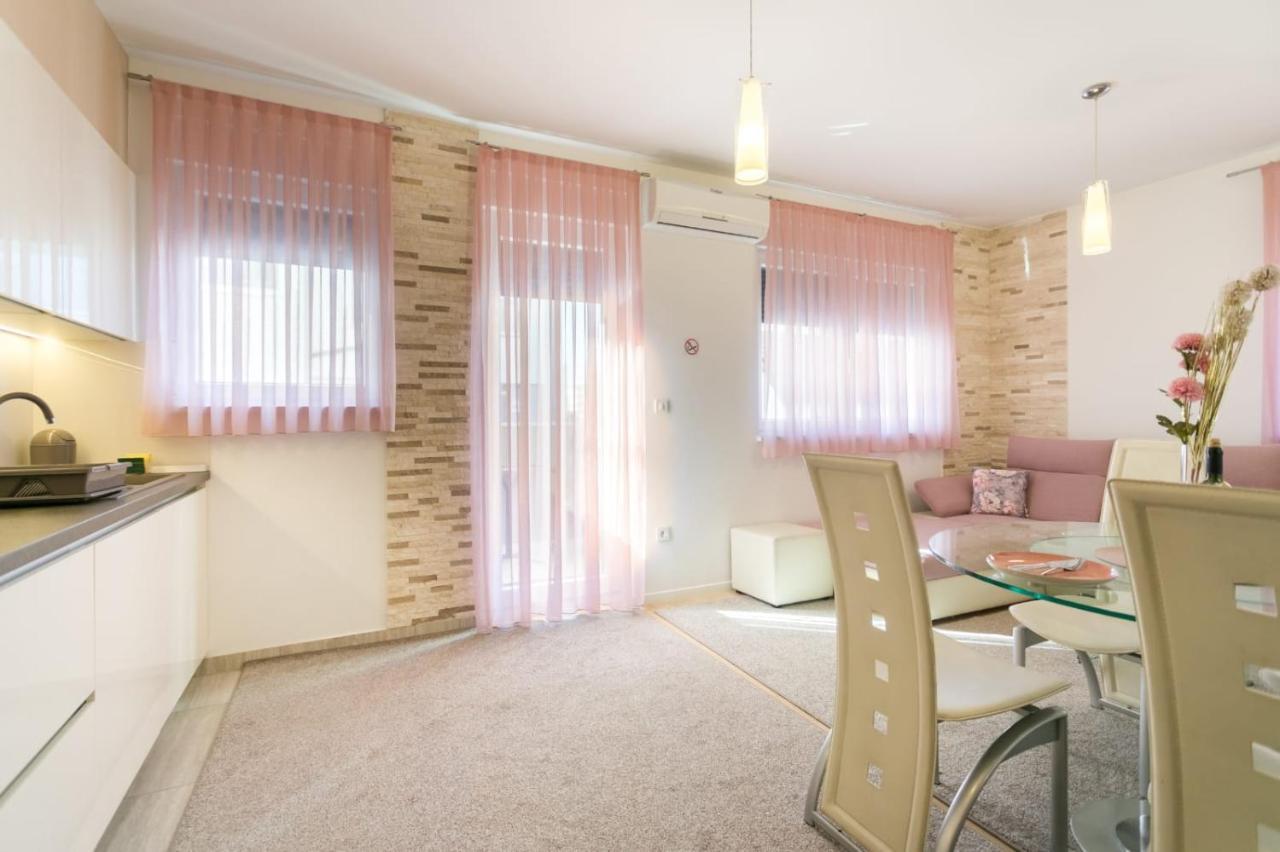 Apartment Sara - Free Parking For 2 Cars Ζάγκρεμπ Εξωτερικό φωτογραφία