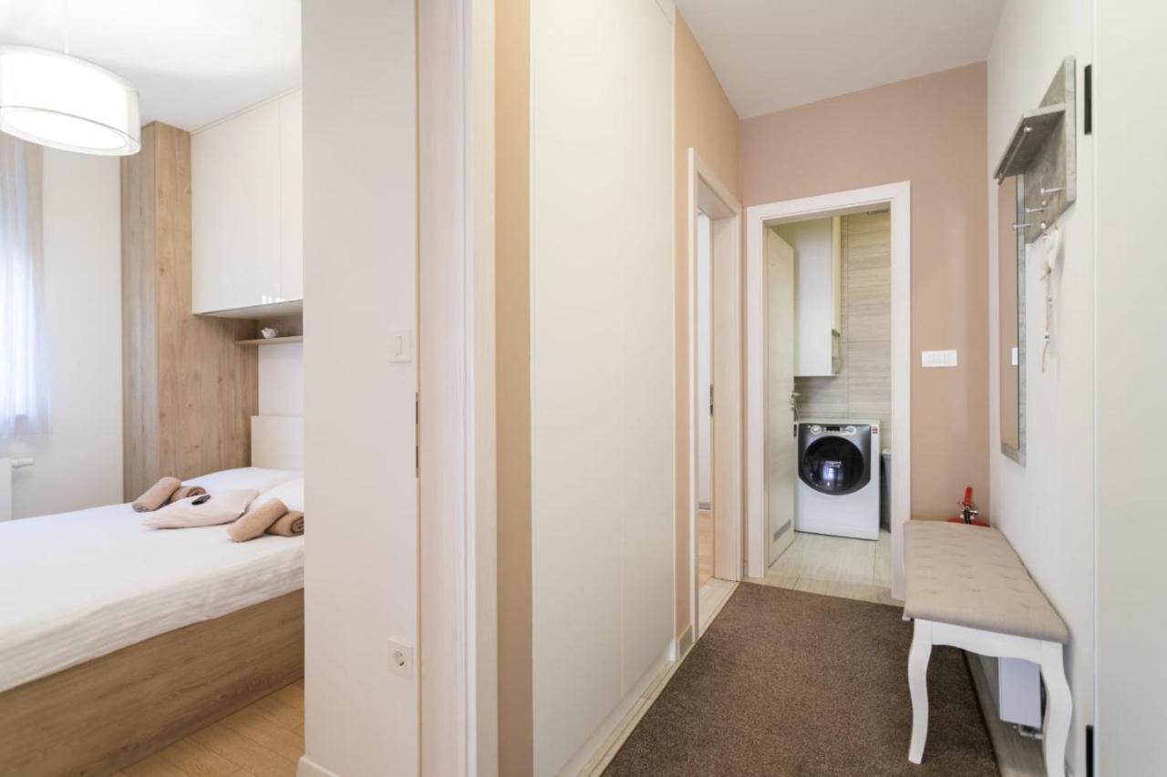 Apartment Sara - Free Parking For 2 Cars Ζάγκρεμπ Εξωτερικό φωτογραφία